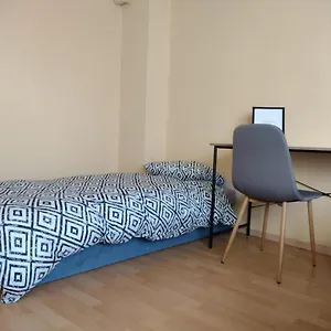 Quiet And Comfy In Kwatera prywatna
